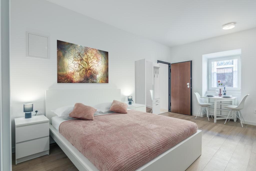 Apartment Klara Free Parking, Center Pula Zewnętrze zdjęcie